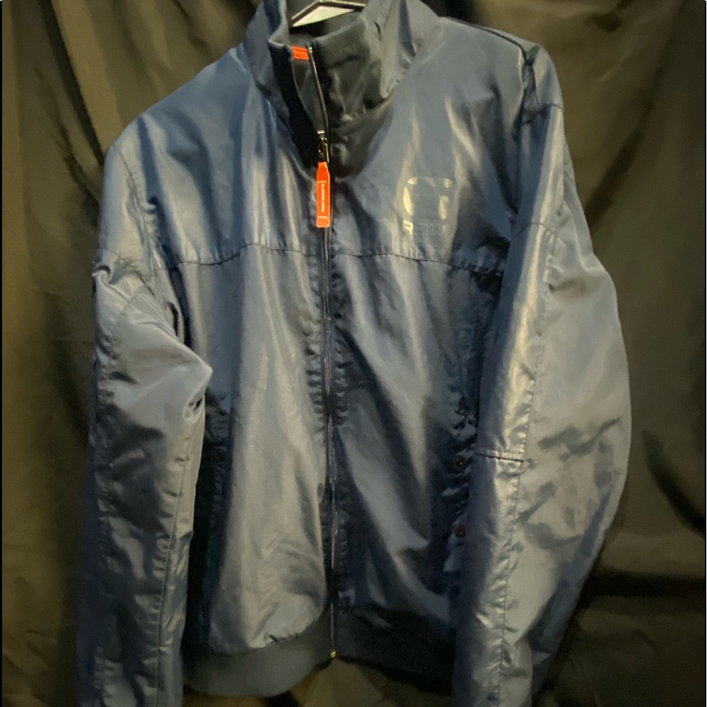 Jacket Basically New - image 3